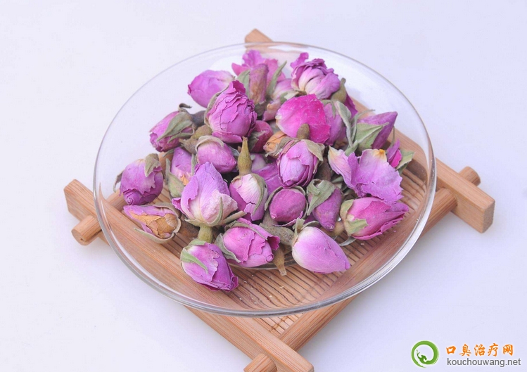 胃腸不好是引發(fā)口臭的主要原因 胃腸不好是引發(fā)口臭的主要原因