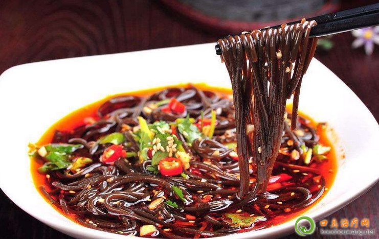 口臭可以吃蕨根粉 口臭可以吃蕨根粉