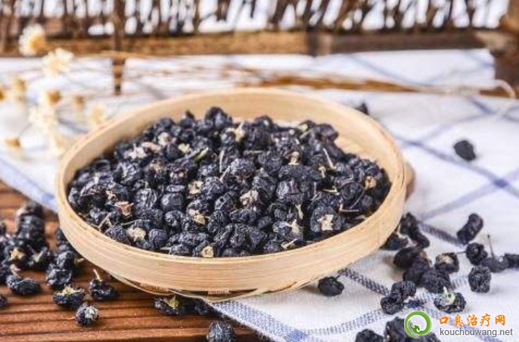 口臭可以吃黑枸杞 口臭可以吃黑枸杞